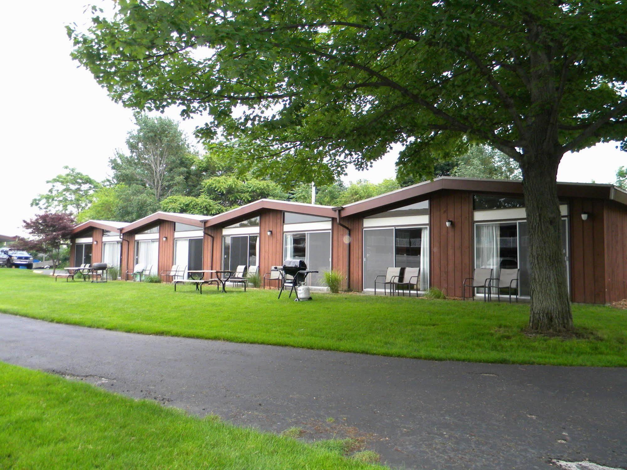 Nader'S Motel & Suites Ludington Eksteriør billede