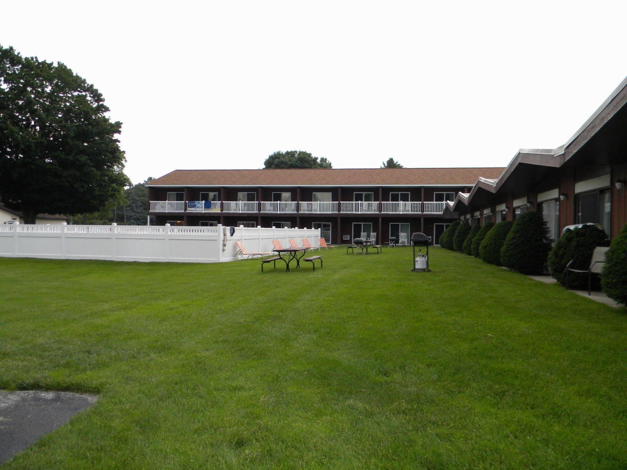 Nader'S Motel & Suites Ludington Eksteriør billede