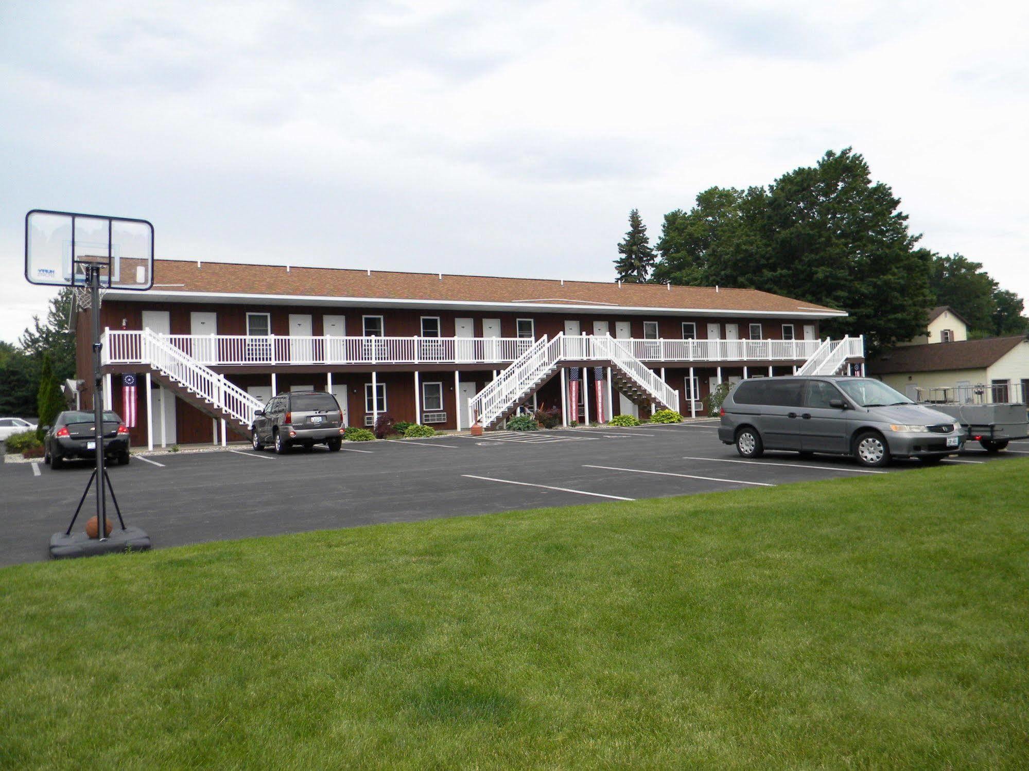 Nader'S Motel & Suites Ludington Eksteriør billede